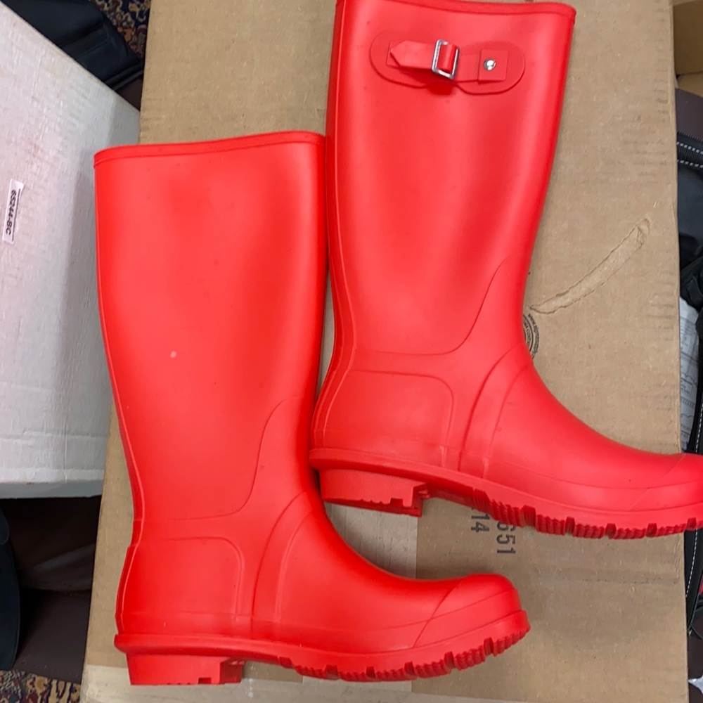 Red hunter style rain boots